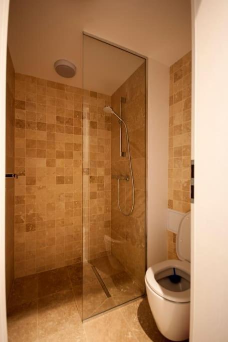 Retro Midtown Apartment ブカレスト エクステリア 写真