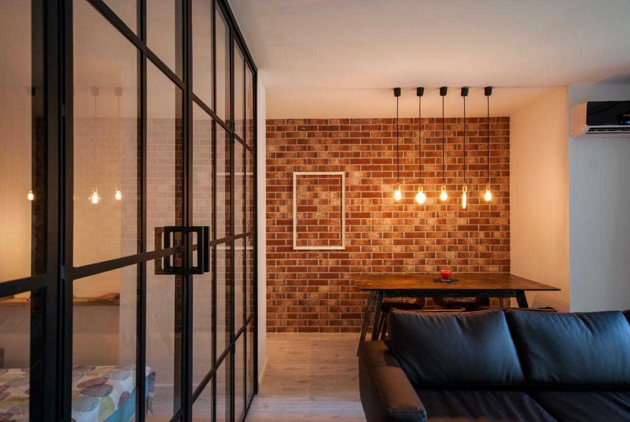 Retro Midtown Apartment ブカレスト エクステリア 写真